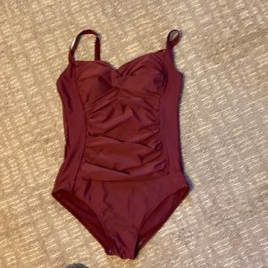 Women’s bathing suit